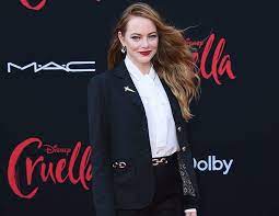 May 29, 2021 · however, the look that most of the women are sporting doesn't actually look all that much like emma stone's cruella de vil up to that point in the film. Dlisted Open Post Hosted By Emma Stone At The Cruella Premiere