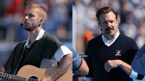 Jason Sudeikis Brings Ted Lasso to World Cup Halftime Show to Hype Up Justin Bieber