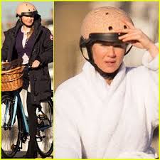 Renee Zellweger Ditches Baby Bump While Filming Bridget Jones S Baby Renee Zellweger Briget Jones Baby Scenes Children 51 Photo