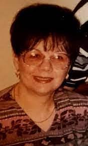 Esmeralda Sutton's Instagram, Twitter & Facebook