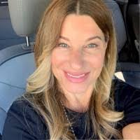 Lisa Sitzman's Instagram, Twitter & Facebook