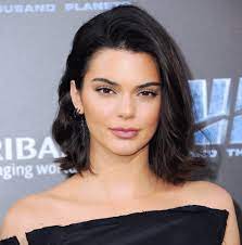 Kendall Jenner S Black Bob And Bangs Kendall Jenner Hair Hairstyle Celebrity Hair Stylist