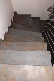 Granit ist als treppenbelag innen und außen zu finden. Treppenstufen Backes