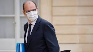 Selon france info, les gestes barrières vont connaître un tour de vis certain. Politique Coronavirus Vaccination Obligatoire Extension Du Pass Sanitaire Et Renforcement Des Frontieres Au Menu Du Prochain Conseil De Defense Sanitaire La Provence