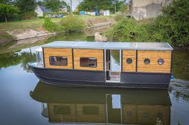 Solnechnaya Lodka Torkido House Boat Camper Boat Shanty Boat