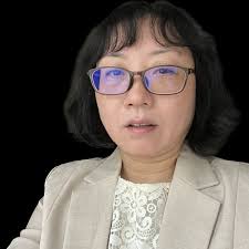 Deanna Lin's Instagram, Twitter & Facebook