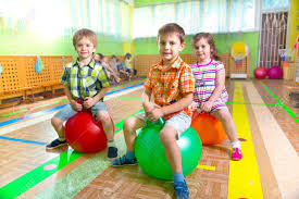 Actividades para niños y niñas que pueden realizar con una pelota. Juegos Para Educacion Fisica Mi Corazon De Tiza
