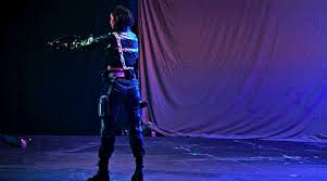 Birds Of Prey Gif Huntress Https Encrypted Tbn0 Gstatic Com Images Q Tbn 3aand9gctd49sdgj9hqklib9ax2elbynsegecfgdkdoq Usqp Cau