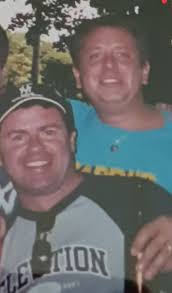 comparing uncircumcised pics and sizes