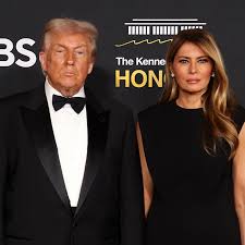 Fans React To Donald Trump And Melania Trump's 'Awkward' Body Language At  The 'Melania' Red Carpet In Viral Clips: 'This Is Not Married Couple  Behavior'