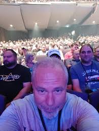 We actually had a day off in Rocky Hill, Connecticut a few weeks ago, and a  great time was had by the entire band and crew at my wife's Dad's house.  Richard