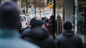 Dort ist festgehalten, dass die sendung den empfänger vor zwölf uhr mittags erreicht. Deutsche Post Dhl Vor Anderung Neue Funktion Konnte Sich Massiv Auf Stadtbild Auswirken Deutschland