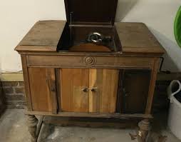 Antique record player cabinets are found in homes all over the world. The Project Lady 1927 Victrola Granada Record Player Restoration Victor Talking Machine