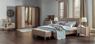 Gencbrc Adli Kullanicinin Ev Tasarimi Panosundaki Pin Mobilya Fikirleri Yatak Odasi Kahverengi Ev Dekoru