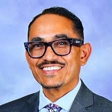 Alisa Beal's Instagram, Twitter & Facebook