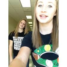 Gracie Howard (ghoward43)