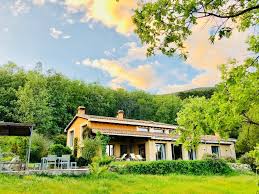 Tanto sus interiores como sus exteriores están preparados para que nuestros huéspedes disfruten al máximo. Casas Rurales De Candeleda Desde 40 Hundredrooms