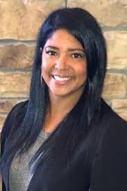 Carrie Guffey's Instagram, Twitter & Facebook