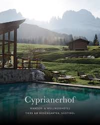 Pin Auf Hotel In Den Bergen