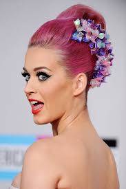 Resultado de imagen de KATY PERRY PEINADOS