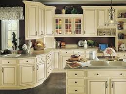 Armstrong Cabinets Tuscany In Vanilla Cream Brown Glaze Kitchen Cabinets And Countertops Best Kitchen Cabinets Solid Wood Kitchen Cabinets