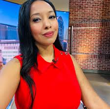 When you're taking selfies and your co-worker walks in. Hi David! 🤳🏽😅  I'm helping out tonight with the evening shows so tune in to 13NewsNow for  news and weather headlines.