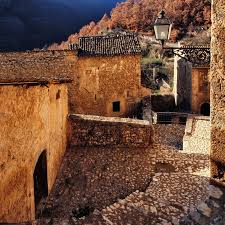 One target of alba as a replacement for the sf position is maccabi tel aviv's yovel zoosman who is a free agent this summer. Le Viuzze Di Fontecchio Concorso Fotografico Borghi D Italia