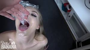 Sloppy blowjob - XNXX.COM