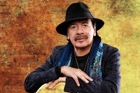 Carlos Santana se descompuso en pleno show: mirá el video