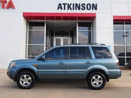 It's a crossover vehicle, so called because it's built on a car structure and drives more like a car than a truck, with crisp, predictable handling and a smooth ride. 2007 Steel Blue Metallic Honda Pilot Suvs Theeagle Com