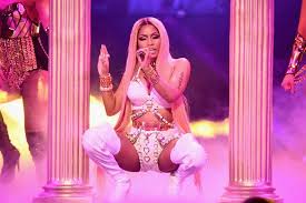 Nicki minaj has released new visuals for ganja burns, the first track off her fourth studio album queen. Nicki Minaj Crawls In The Desert In New Music Video For Ganja Burn