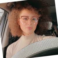 Monica Roche's Instagram, Twitter & Facebook