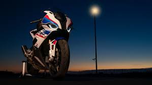 The 2020 bmw s 1000 rr. Robb Report Test Rides The 2020 Bmw S 1000 Rr M Sport Robb Report