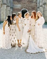 Mother Of The Bride Dresses That Wowed At Weddings White Bridesmaid Dresses Patterned Bridesmaid Dresses Unique Bridesmaid Dresses