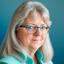 Carol Borrelli's Instagram, Twitter & Facebook