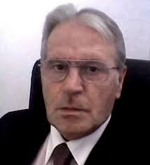 We lived in Bath, Larkhall. My husband trained, then became Service  Engineer at Stothert and Pitt. I worked in the old Cornmarket Building for  21 years, we looked at the wrong side