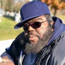 Let's introduce you to some of our fabulous Hardy Elementary staff! Do you  see any familiar faces?!? 😬