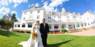 The Stanley Hotel Weddings Get Prices For Estes Park Wedding Venues In Estes Park Co Haunted Wedding Venues Haunted Wedding Estes Park Wedding Venues