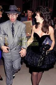 Rod stewart says elton john didn't want to end feud. Elton John Ex Wife Renata