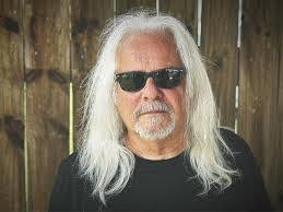 Aaron Guilbeau's Instagram, Twitter & Facebook