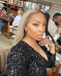 Everett Stokes's Instagram, Twitter & Facebook