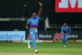 Watch live cricket streaming on your smartphone. Ipl Mid Season Trends Slower Starts Seam Bowling Value And Venue Patterns Cricbuzz Com Cricbuzz