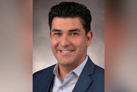 Jean Rohr's Instagram, Twitter & Facebook