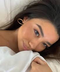 MADDY BARTLETT (maddybartlettt)