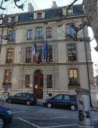 ambassade et consulats ufez