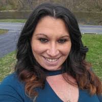 Danielle Heilman's Instagram, Twitter & Facebook