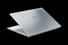 In unserem test zeigte sich das medion akoya e14304 als günstiger laptop für sparfüchse, einsteiger oder websurfer. Medion Akoya E14304 Bilderstrecken Winfuture De