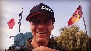 SUP: Shoestring adventure