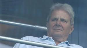 TSG 1899 Hoffenheim stellt den Geschäftsführer Peter Rettig frei