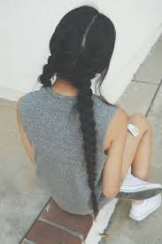Who don't want to turn their hairs beautiful and strong. 20 Hairstyle Ideas For Women With Long Black Hair